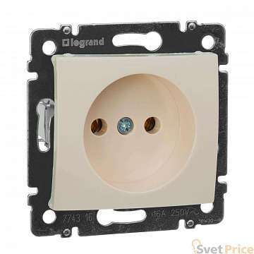 Розетка 2К Legrand Valena 16A 250V б/з винтовой зажим слоновая кость 774316