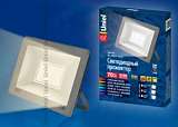 Прожектор светодиодный (UL-00001856) Uniel 70W 3000K ULF-F15-70W/WW IP65 185-240В SILVER