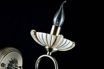 Бра Maytoni Shell CL0014-01-R