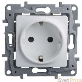 Розетка 2К+З Legrand Etika 16A 250V с/з винтовой зажим немецкий стандарт белая 672221