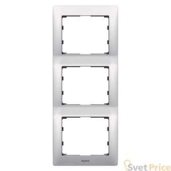 Рамка 3-постовая Legrand Galea Life тертый алюминий 771957