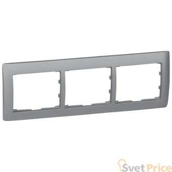 Рамка 3-постовая Legrand Galea Life алюминий 771303