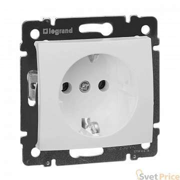 Розетка 2К+3 Legrand Valena 16A 250V с/з винтовой зажим белая 774420